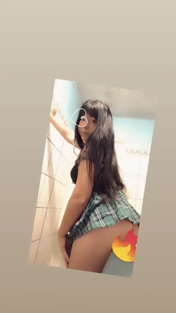 Sabrina Avatar Bg
