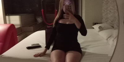 Sexy chica multiorgasmica conejita VIP con ganas de sacarte la LECHITA