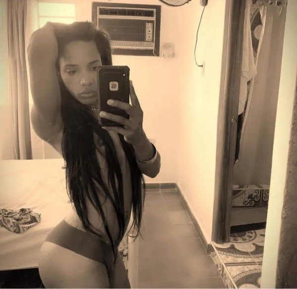 Yoilen Avatar Bg