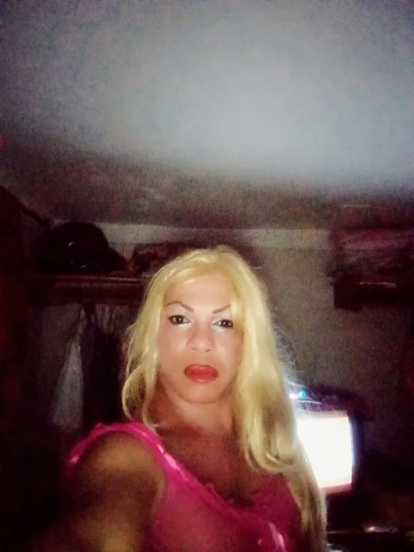 Sisi La Poderosa Avatar Bg