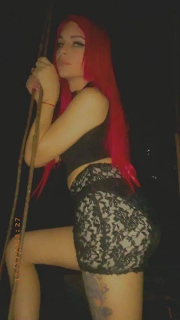 Natali Avatar Bg