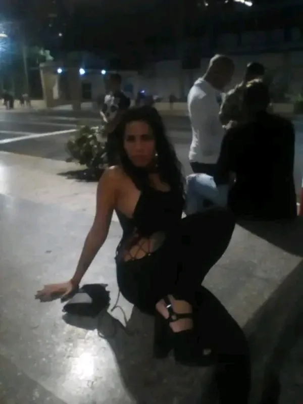 Lia Avatar Bg