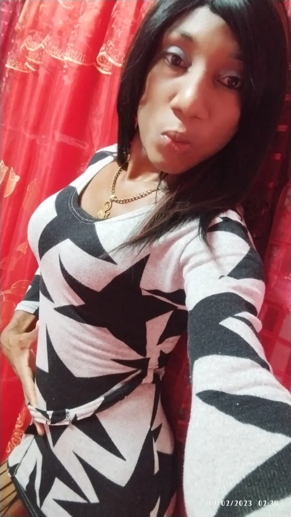 Karla Avatar Bg