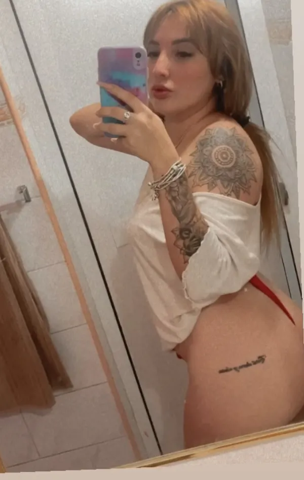 Lolita Avatar Bg