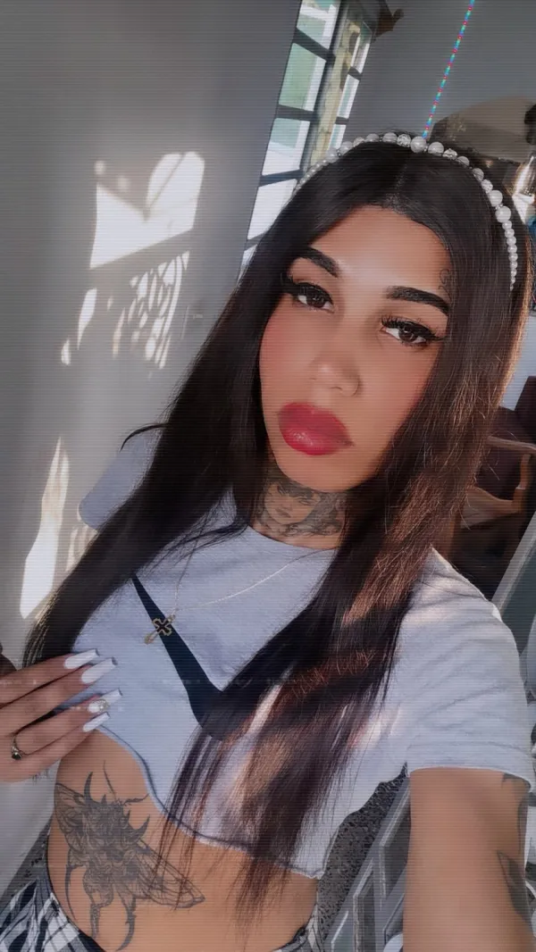 Alesandra Mendoza Avatar Bg