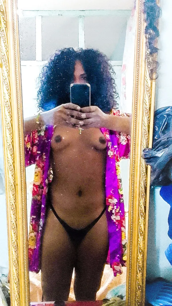 Tersha Avatar Bg