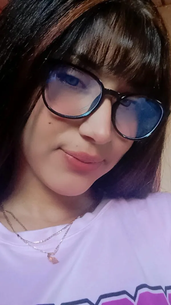Rosi Avatar Bg