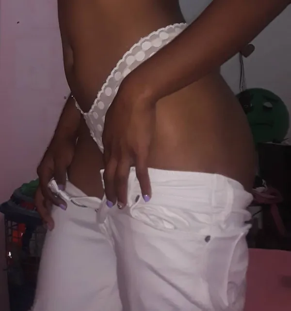 Valeria Avatar Bg