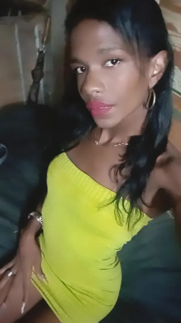 Patricia Avatar Bg
