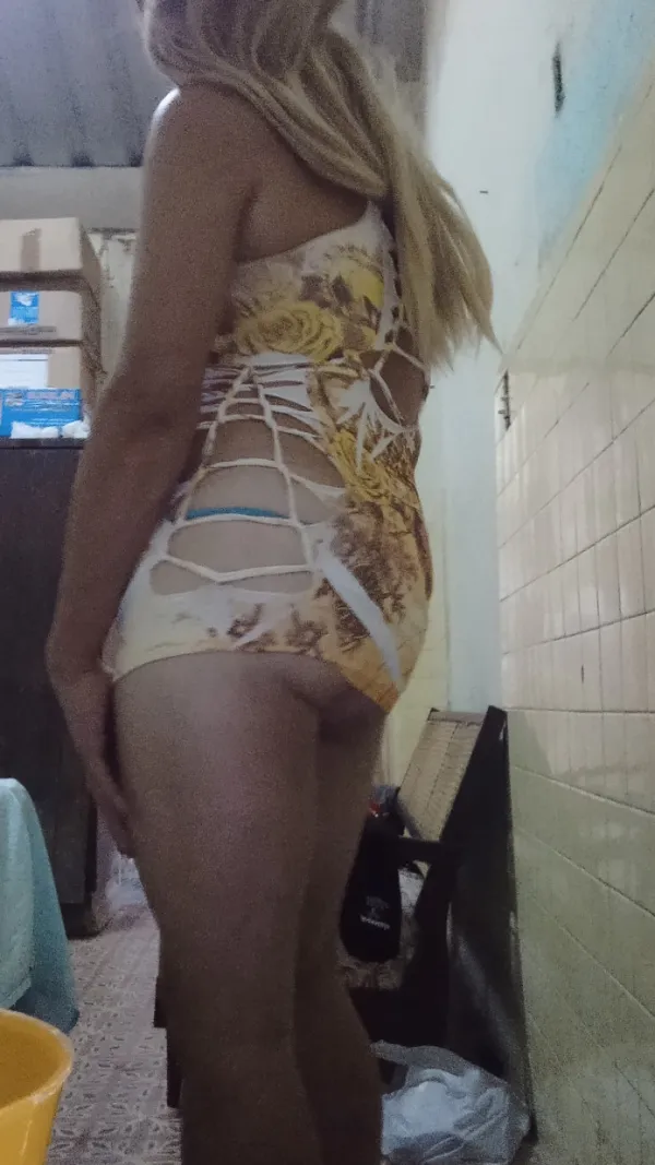 Valeria Avatar Bg