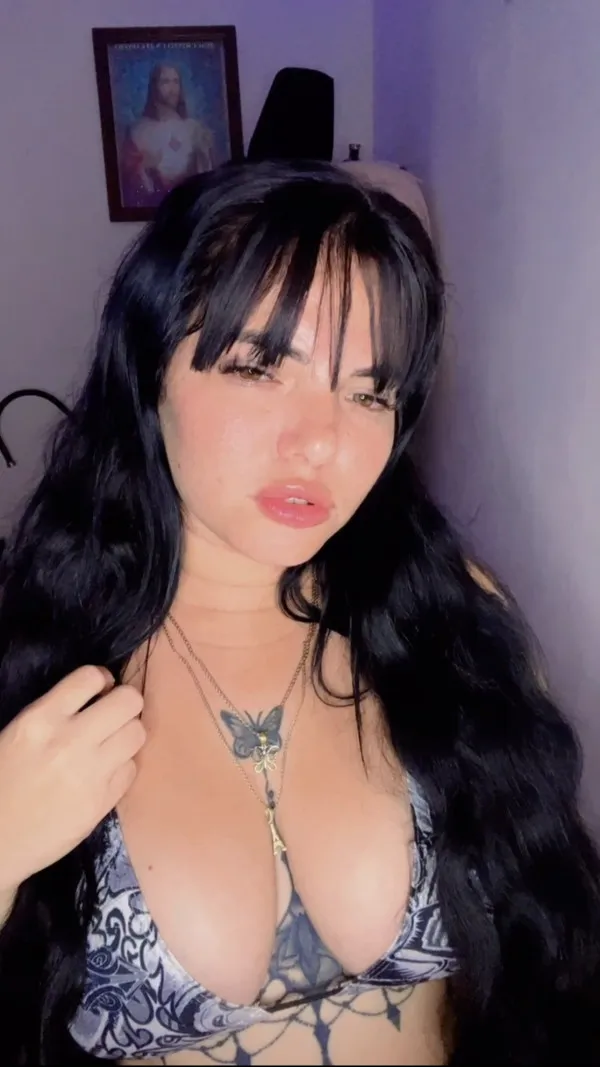 Una Chinita Avatar Bg