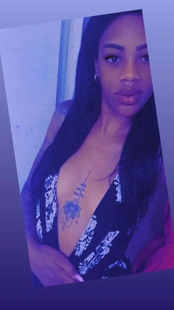 Rosi Rosi Avatar Bg
