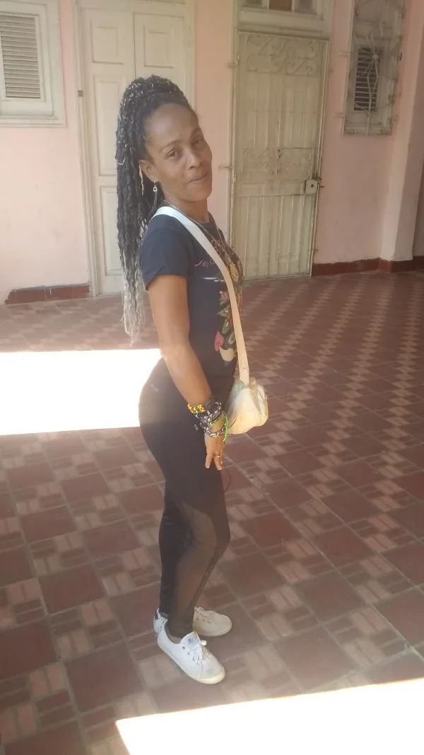 Yelenny Avatar Bg