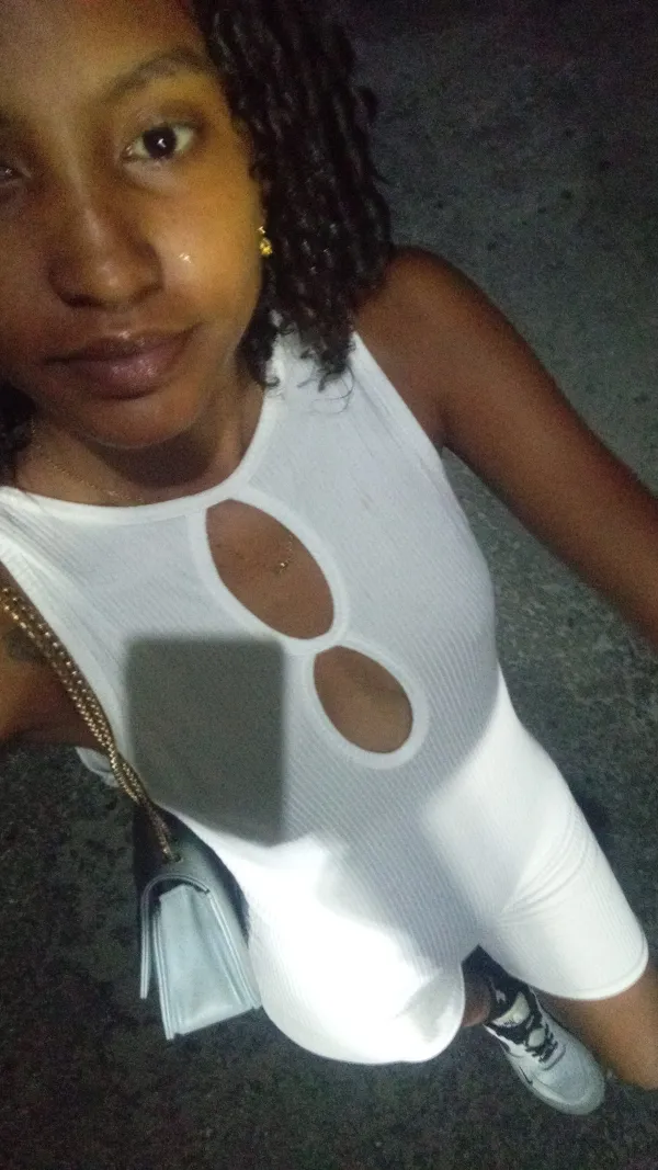 Melissa Avatar Bg
