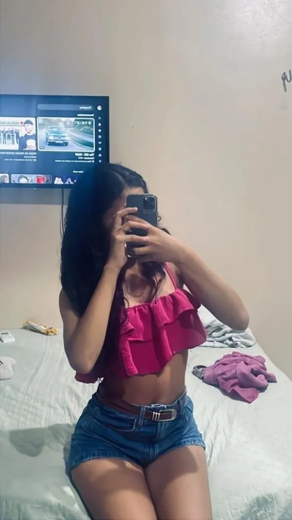 Xiomara Avatar Bg