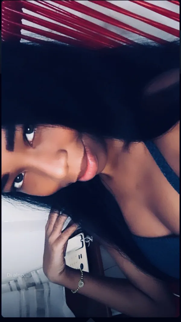La Meloh Avatar Bg