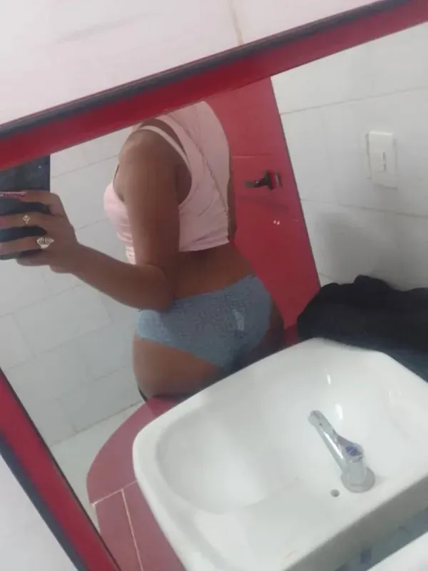 La Favorita Avatar Bg