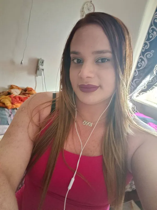 Roxana Avatar Bg