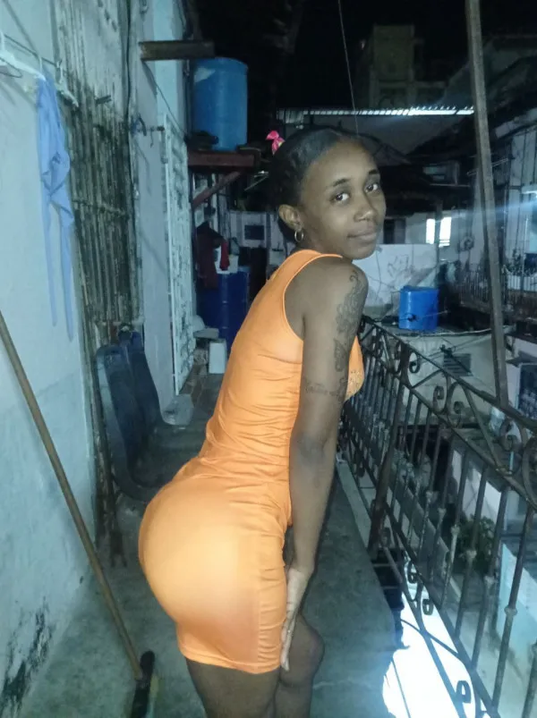 La Favorita Avatar Bg