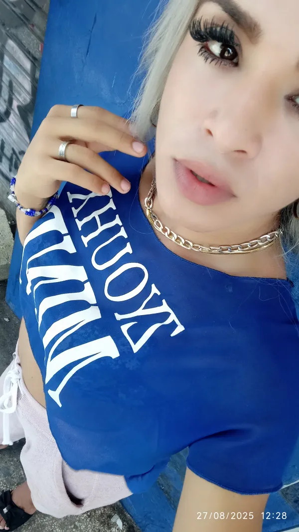 Shaira Rivera Avatar Bg