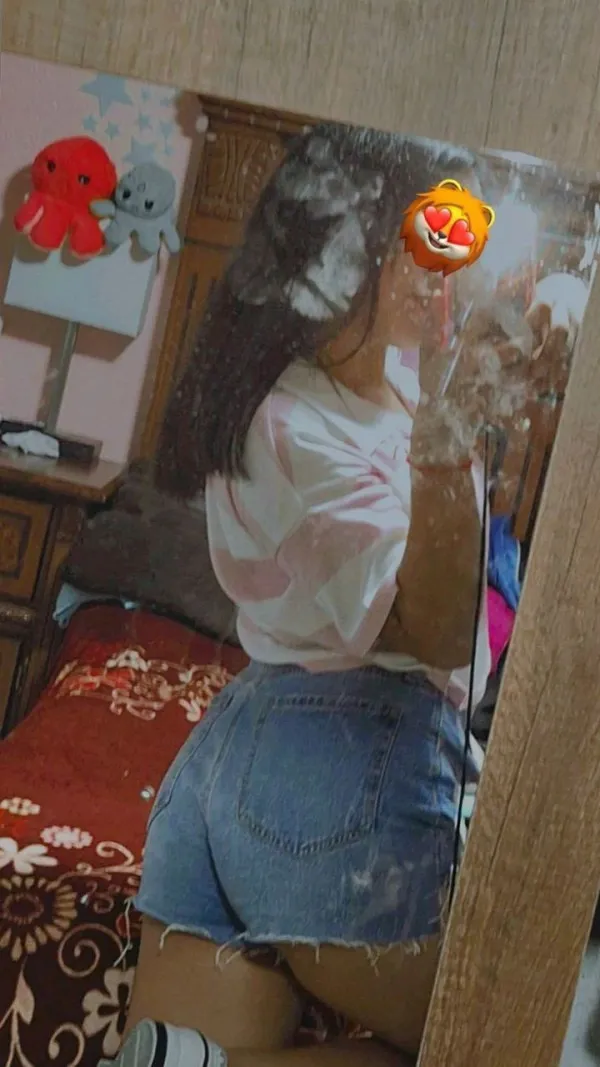 Xiomara Avatar Bg