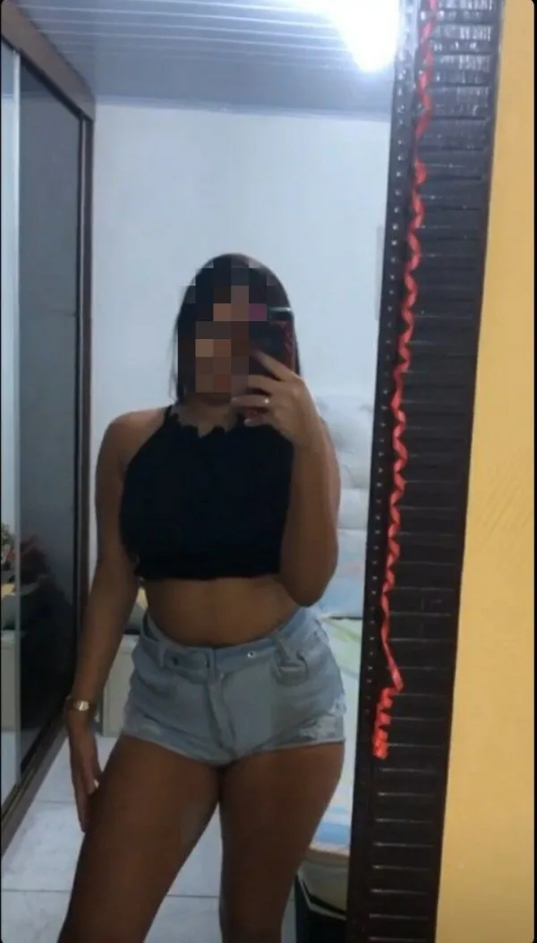 Xiomara Avatar Bg