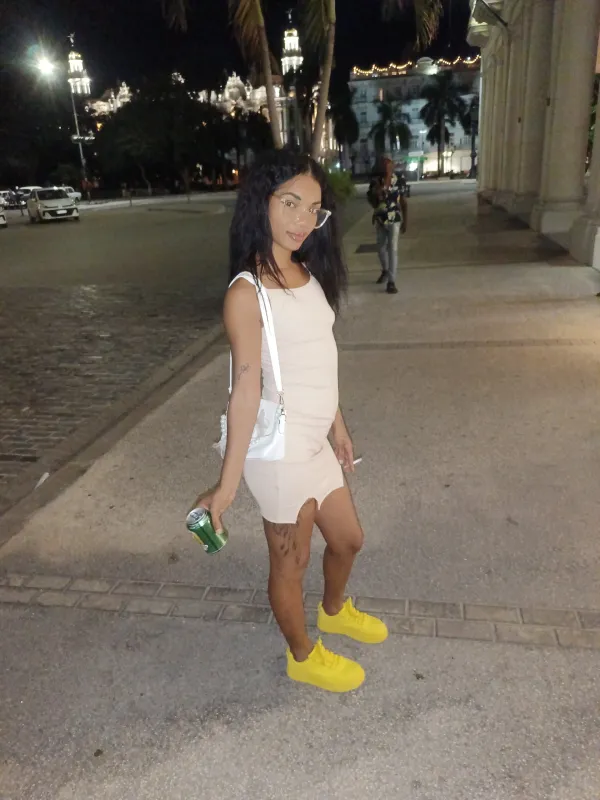 Lea Avatar Bg
