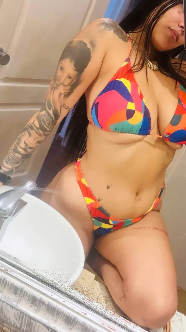 Thalía Avatar Bg