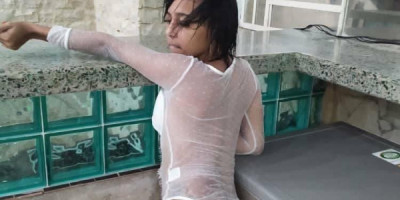 Chica bisexual disponible para cualquier tipo de evento