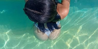 La china Disponible 24 7 mis amores no dudar en escribir