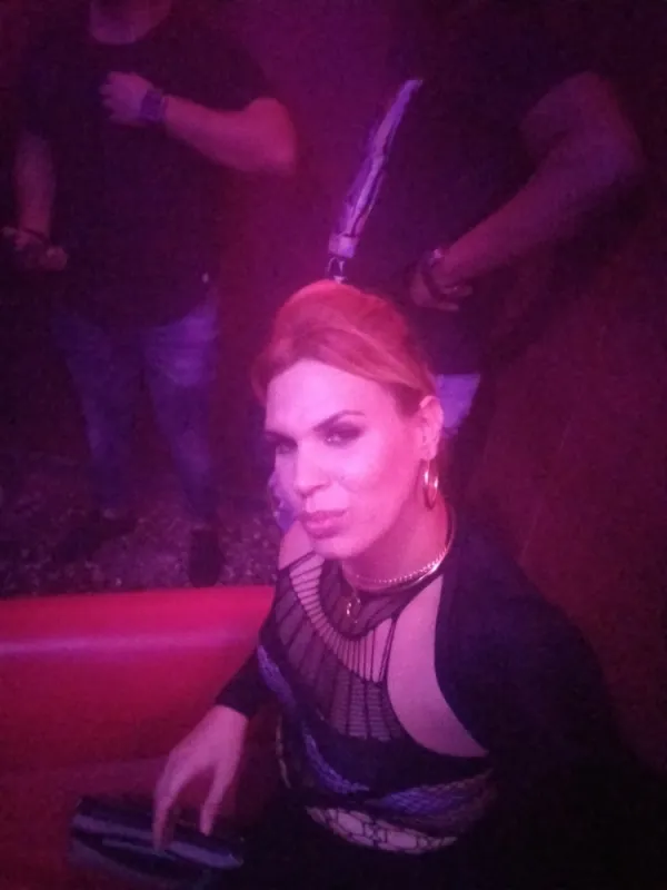 Tati La Estrella Avatar Bg