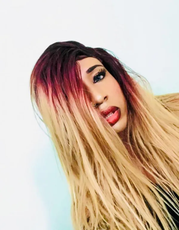 Alana Avatar Bg