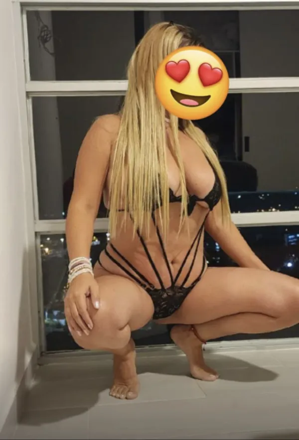Ximena Avatar Bg