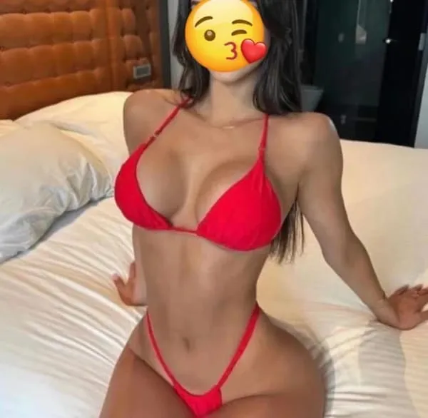 Paulina Avatar Bg