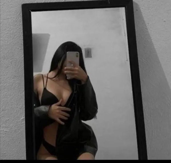 Nathaly Avatar Bg