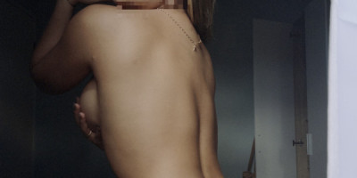 Karina caliente divertida dulce y lista para conocerte