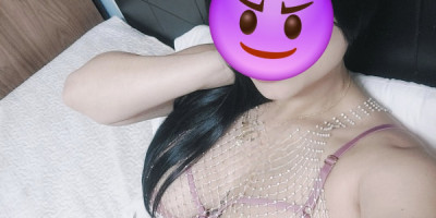 Chica colombiana. Nueva en la isla dispuesta a ofrecerte mi compañía