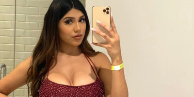 Am sexy attractive and unforgettable women add me up let have fun Hello gentlemen I'm new sexy esc