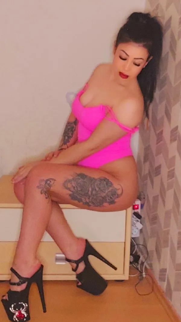 Alexa Avatar Bg