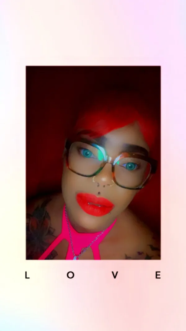 Peaches Avatar Bg
