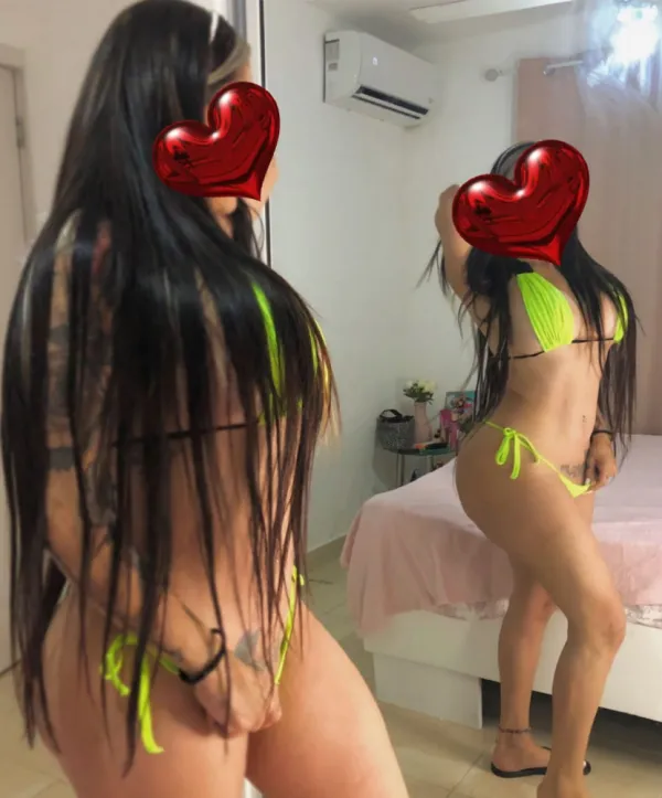 Paula Andrea Avatar Bg