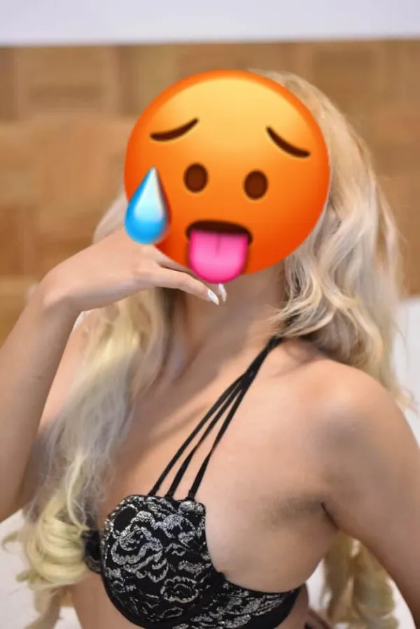 La Barbie Avatar Bg
