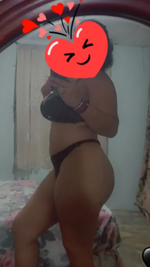 Paola Avatar Bg