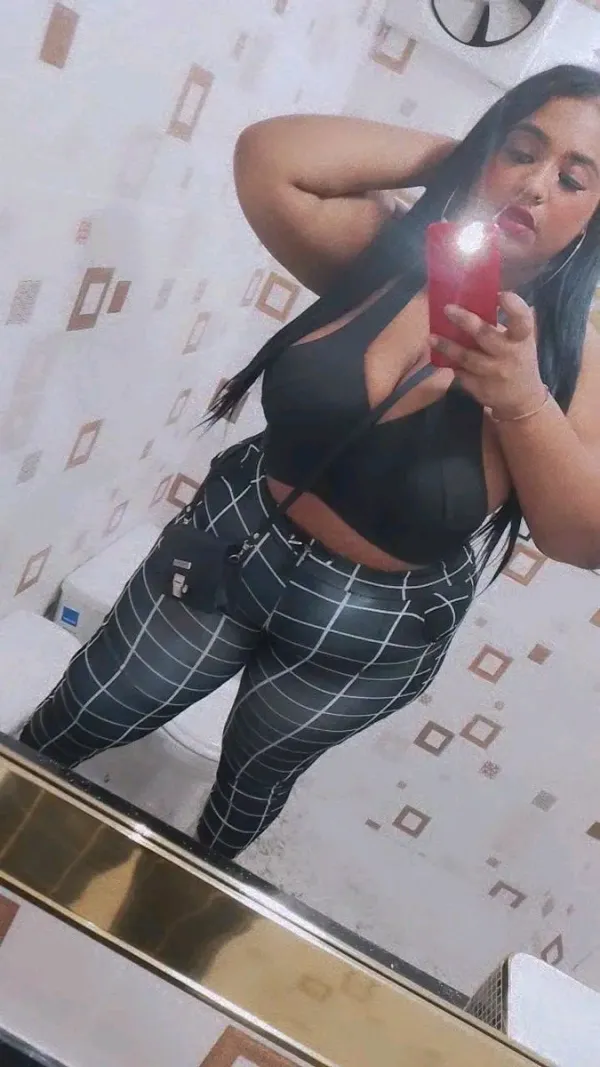 Ana Adalgisa Avatar Bg