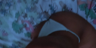 Soy una chica muy joven y atractiva de 18 anos escríbeme