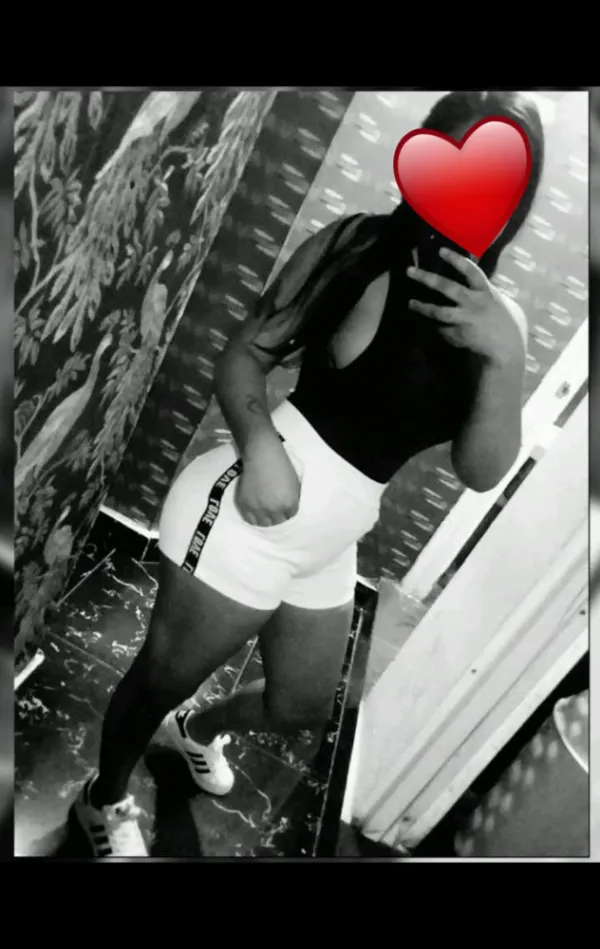 Leidy Avatar Bg