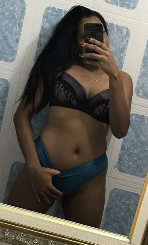 La Domi Avatar Bg