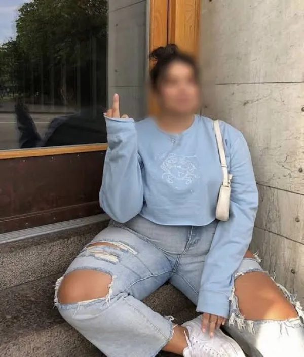 Zola Avatar Bg