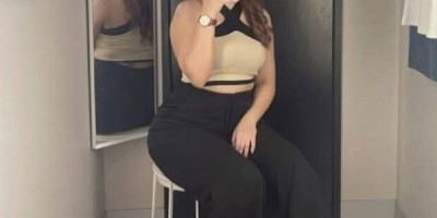 Blonde disponible pour rdv hôtel déplacement à Alger