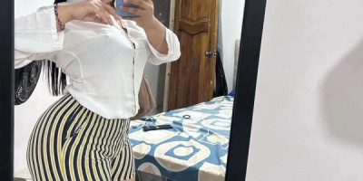 Belle escorte girl disponible pour un service massage